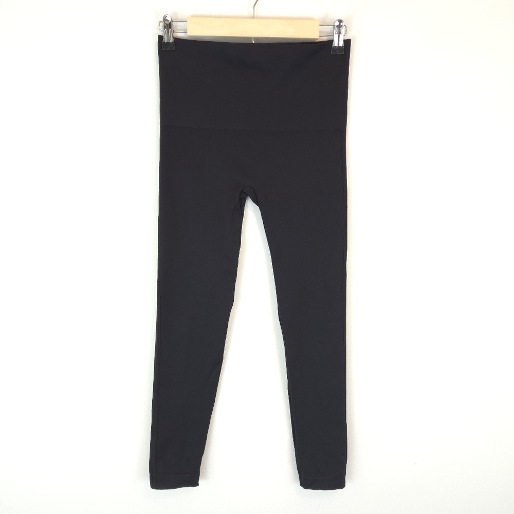 Spanx Women's Black SPANXshape Ribbed Knit Leggings